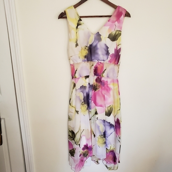 Gorgeous Floral Tank Wrap Dress Size 12 - Picture 13 of 13
